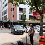 Gaya Street Sunday Market