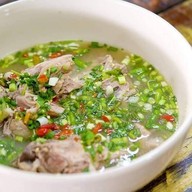 ก๋วยเตี๋ยวต้มยำตำลึงเล้งแซ่บ (เจ้าเก่าสาย4)-มบ.กัสโต้