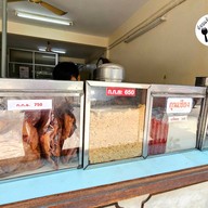 บรรยากาศ ตั้งย่งหลีเฮียง หมูหยอง หมูแผ่น กุนเชียง วุฒากาศ 8
