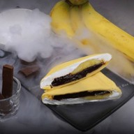 เครปเย็น Binmarn Sweet Box Cafe