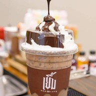 เยิ้ม ช็อกโกแลต ถ.จิระนคร