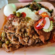 เมนูของร้าน ข้าวแกงบ้านสวน วังน้อย