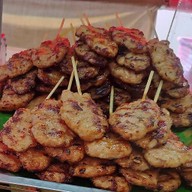 มอมาย หมูสะเต๊ะ หมูปิ้ง