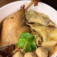 ก๋วยเตี๋ยวเป็ดเฮียเม้ง ทาวน์อินทาวน์ ซอย ลาดพร้าว94