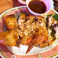 ร้านน้องไอซ์เมี่ยงปลาเผา -