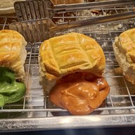 ขนมปังปิ้งเตาถ่าน ฟินฟิน