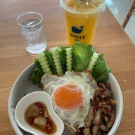 เวล คาเฟ่ (WHALE CAFE) -