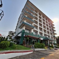 โรงแรมมณีโรจน์