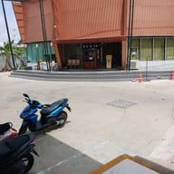 หน้าร้าน Sushi Mochi