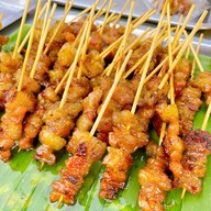 เนื้อย่าง-หมูย่าง 7-11 สวนส้ม บางหัวเสือ