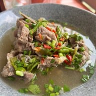 ก๋วยเตี๋ยวต้มยำ ฅนละโว้