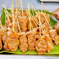 เนื้อย่าง-หมูย่าง 7-11 สวนส้ม บางหัวเสือ