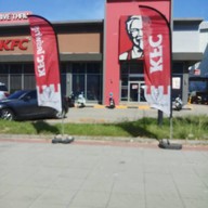 หน้าร้าน KFC ไดร์ฟทรู ศรีนครินทร์