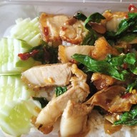 ครัวแม่จิต  อาหารตามสั่ง กระทุ่มแบน