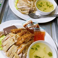 เนื้อย่าง-หมูย่าง 7-11 สวนส้ม บางหัวเสือ