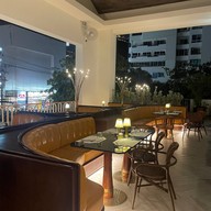 Mr.french Sukhumvit49