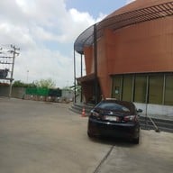 หน้าร้าน Sushi Mochi