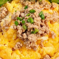 ข้าวปลาแกะ ยายสั้น