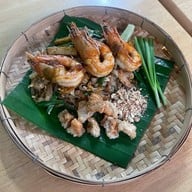 กะเพรา น่ากินโนะ Nakinno บางแสนโทชิน