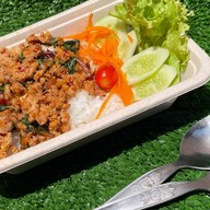 ข้าวไก่ทอดซอสเด็ด