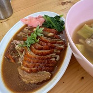 เมนูของร้าน เจ็กจ้อ เป็ดย่างเป็ดพะโล้