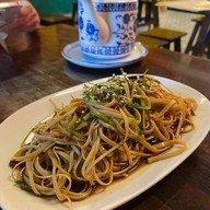 Hua Xiang สันกำแพง