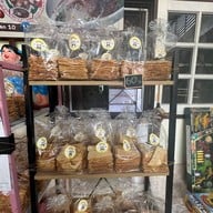 ร้านก๋วยเตี๋ยวบ้านสวนริมน้ำ รามอินทรา34 แยก12 รามอินทรา34 ซ.อยู่เย็น12