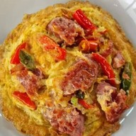 ข้าวไข่ข้นครัวคุณเหมียว หมู่บ้านปาริฉัตร( กลางซอย)