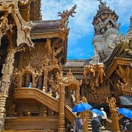 ปราสาทสัจธรรม