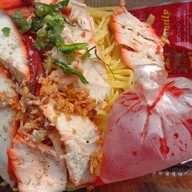 บ้านบะหมี่ หลังอีซูซุ