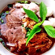 ร้านก๋วยเตี๋ยวเรือเฮียคม