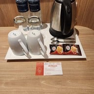 Glow Sukhumvit 71 Hotel