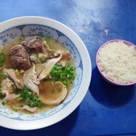 เมนูของร้าน 🍲🐷•เกาเหลาเลือดหมูสวนลุมประตู8