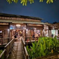 บ้านดอกไม้ & The Farm