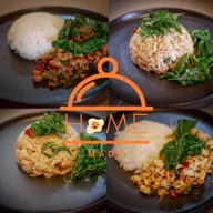 ข้าวกะเพรา (Homemade)