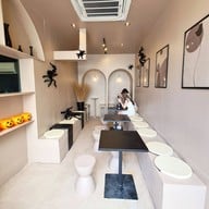 Hoola and Ring Ring Cafe