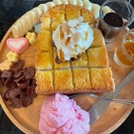 Florista Cafe And Eatery