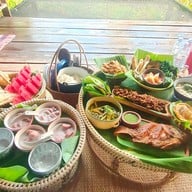 บ้านนาต้นจั่น