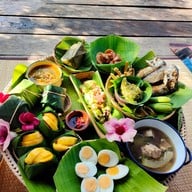 บ้านนาต้นจั่น