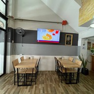 Mai Place