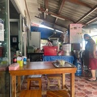 เจ๊นีปลาดุกฟู ข้าวห่อใบตอง