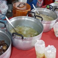 ร้านข้าวแกงบ้านลุงโพธิ์ (ตลาดนัดวัดไทรใหญ่)