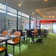 The Crabbe Cafe Bistro & Bar