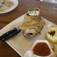 The Piney Bistro Cafe