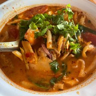 เจ๊นีปลาดุกฟู ข้าวห่อใบตอง