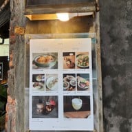 เมนู Sarnies Bangkok Charoen Krung 44