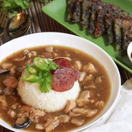 ข้าวหน้าไก่เซนต์หลุยส์ ประดิพัทธ์