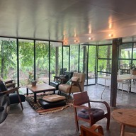 De'coffee River House