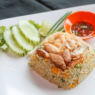 กูฟู ก๋วยเตี๋ยวไก่ไจแอนท์ สาขาหาดใหญ่
