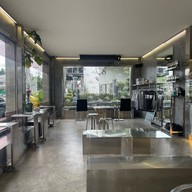 I R L • Bangsaen -